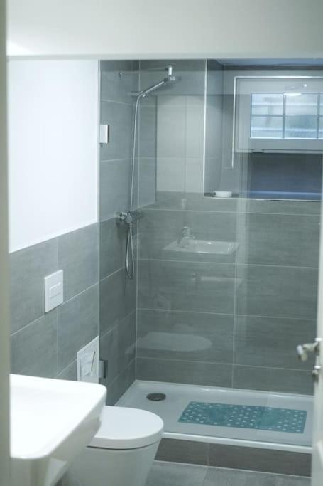 Central, Cozy & Beautiful Designed 2-Rooms Apt. Near River Berlin Luaran gambar