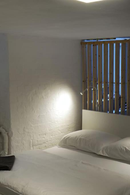 Central, Cozy & Beautiful Designed 2-Rooms Apt. Near River Berlin Luaran gambar